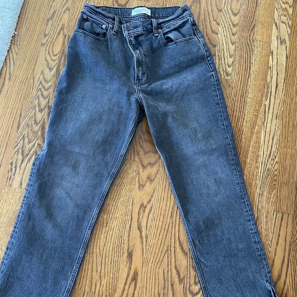 Abercrombie 90s Ultra High Rise Straight Jeans split Hem - Picture 3 of 4